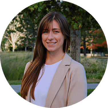 Zoe Owrutsky, PhD is a medical reviewer and author for Mesothelioma Hub.